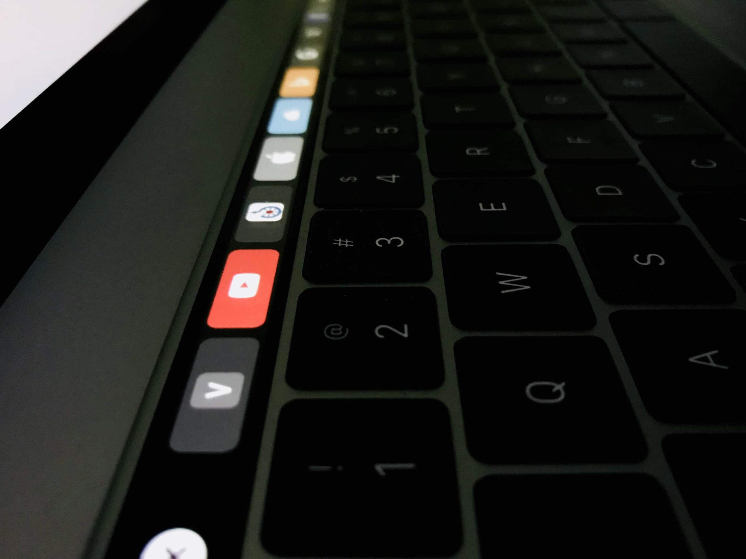 MacBook Pro Touch Bar