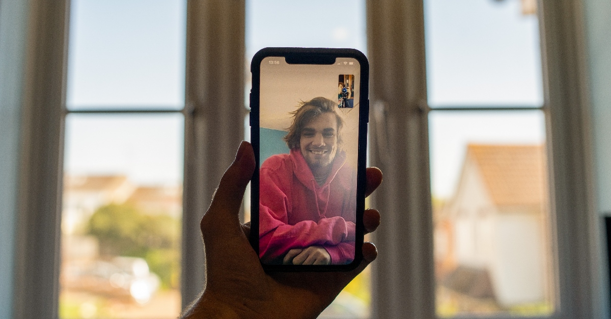 如何在iPhone和Android之間進行視頻通話？
