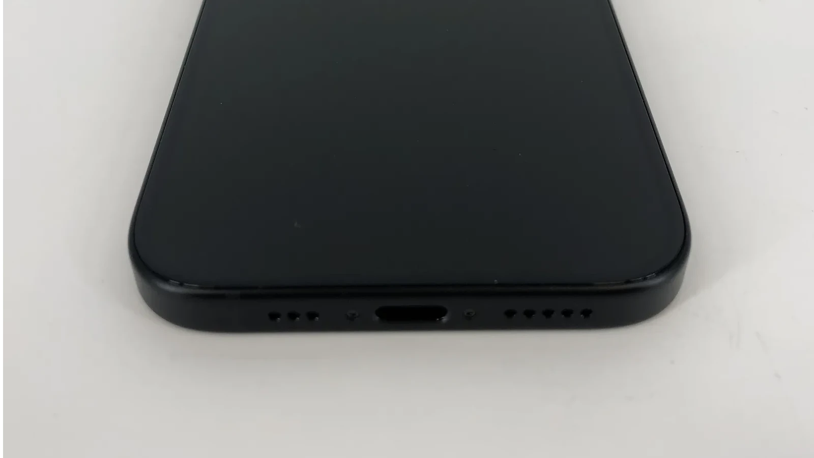 为什么只有一个扬声器在我的iPhone上工作？