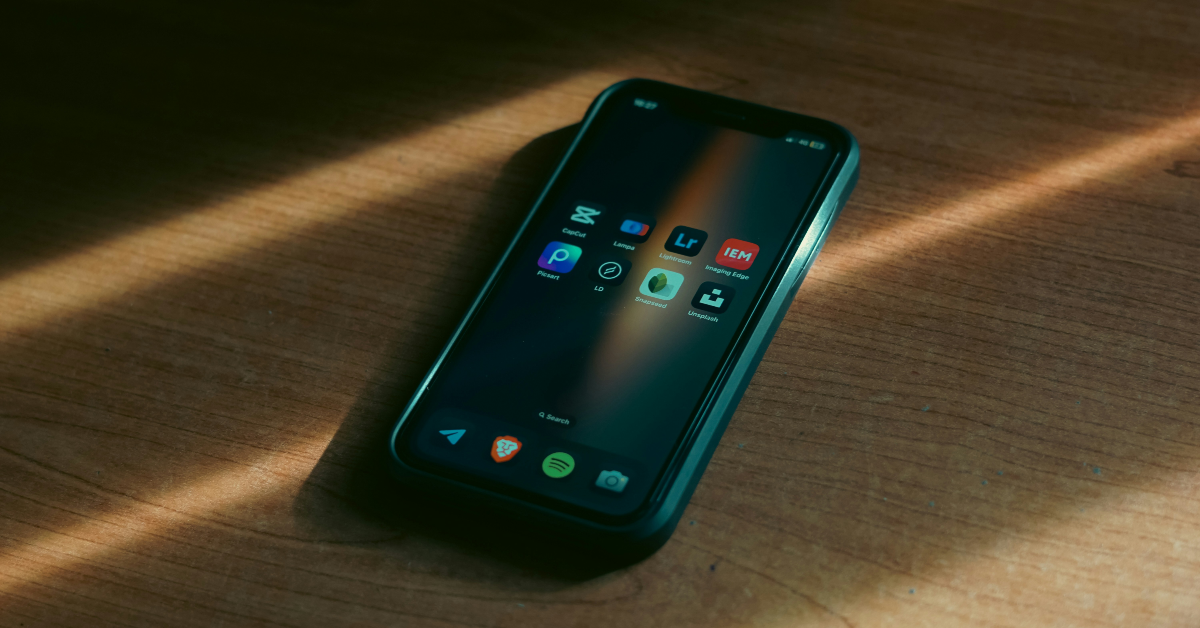 如何将AppleCare+添加到iPhone中？