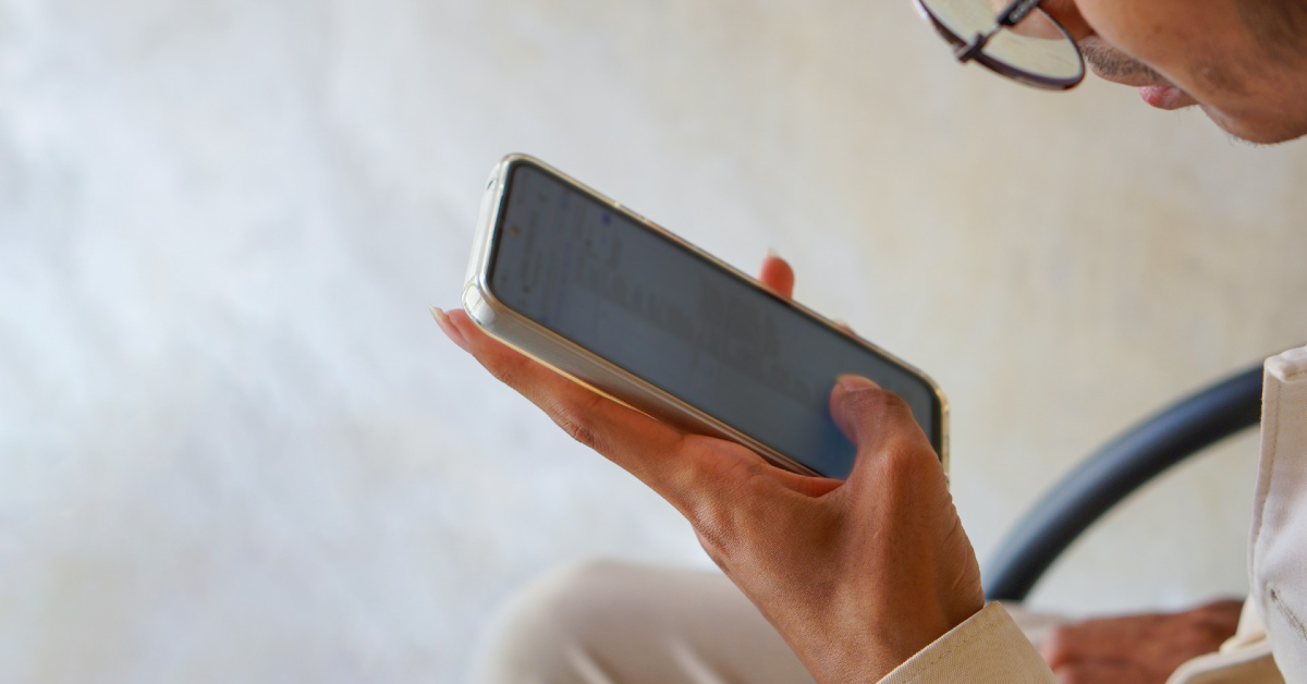 如何在iPhone上删除iOS 7中的联系人最爱