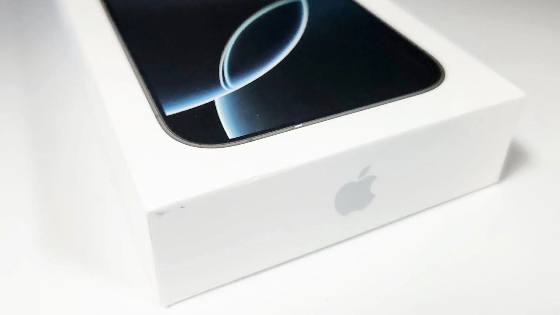 特朗普更新对非美国制造的iPhone的25％关税威胁