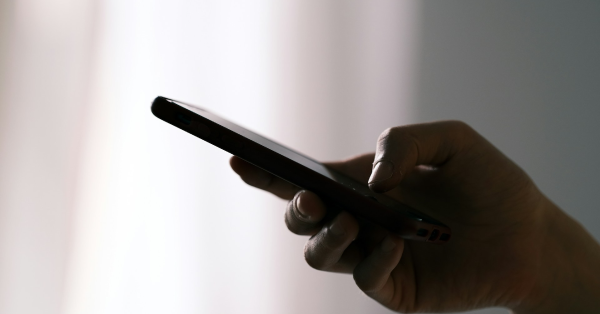 如何关闭Android上传出消息的声音