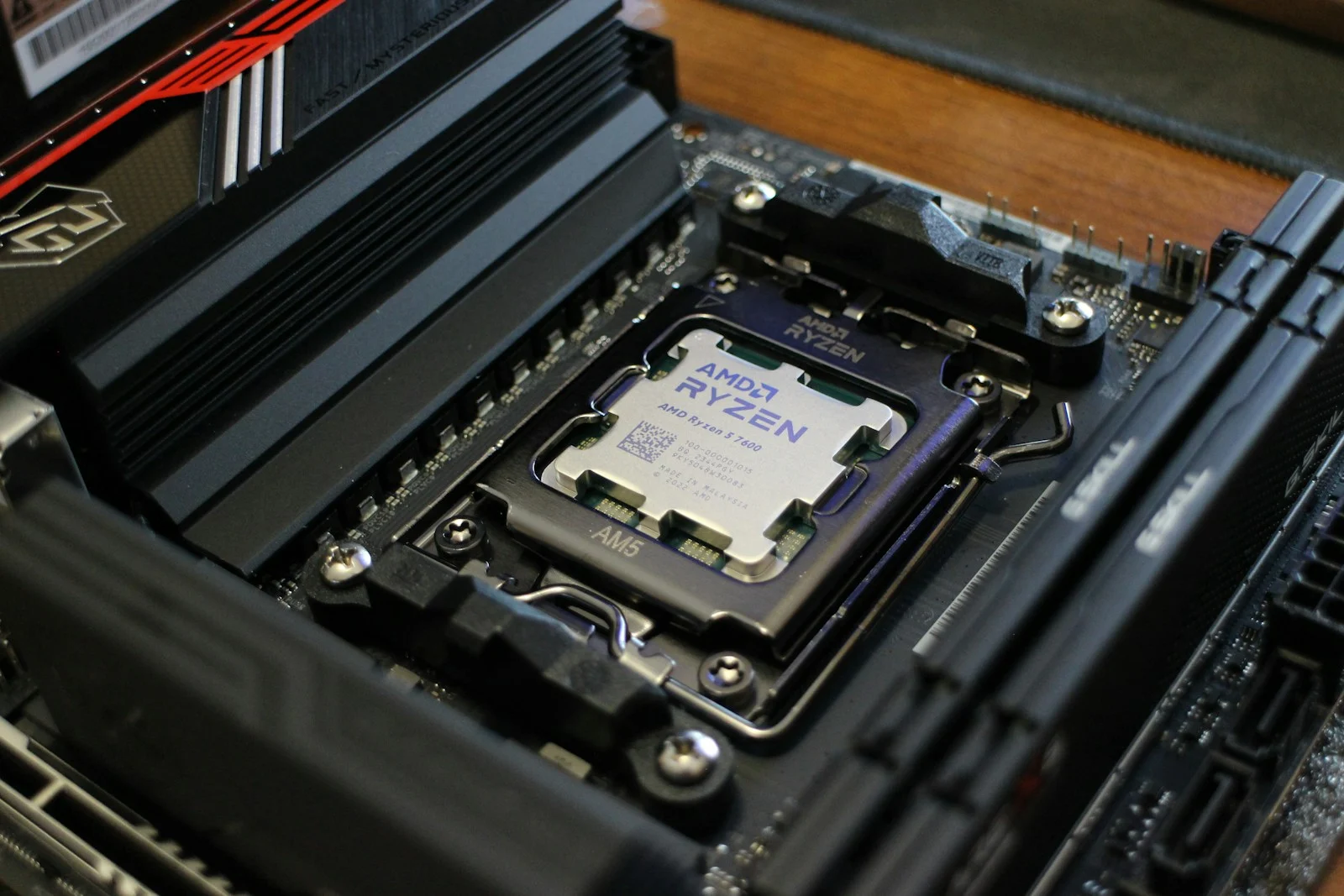 完整 AMD Socket AM5 CPU 列表 (2026)