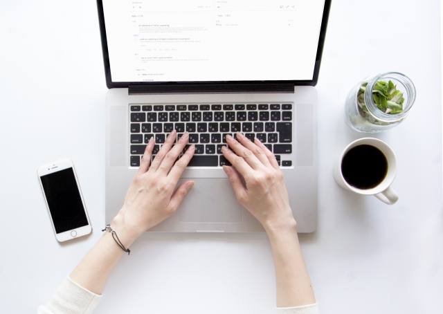 對於任何人來說都很容易！今天如何開始打字